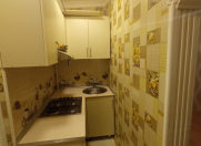 Satılır 2 otaqlı 30 m2 həyət evi İnşaatçılar m.