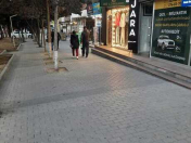 Satılır 2 otaqlı 1 m2 obyekt Xalqlar Dostluğu m.