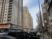 Satılır 2 otaqlı 94 m2 obyekt Nəsimi bazarı