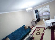 İcarəyə verilir 3 otaqlı 80 m2 köhnə tikili Qara Qarayev m.