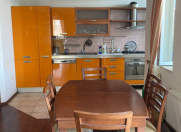 İcarəyə verilir 2 otaqlı 80 m2 köhnə tikili İçəri Şəhər