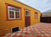 Satılır 3 otaqlı 70 m2 həyət evi Xırdalan