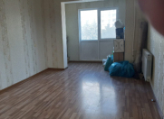 Satılır 2 otaqlı 60 m2 köhnə tikili 8 mkr