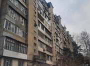 Satılır 3 otaqlı 85 m2 köhnə tikili 9 mkr