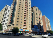 İcarəyə verilir 8 otaqlı 190 m2 ofis Gənclik m.