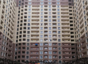 Satılır 2 otaqlı 60 m2 yeni tikili İnşaatçılar m.