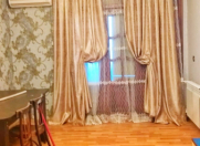 Satılır 2 otaqlı 56 m2 köhnə tikili Moskva univermağı