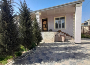 Satılır 3 otaqlı 100 m2 həyət evi Binə