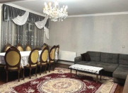 Satılır 5 otaqlı 103 m2 köhnə tikili Xalqlar Dostluğu m.