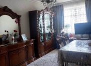 Satılır 4 otaqlı 90 m2 köhnə tikili Y.Günəşli