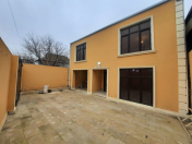 Satılır 4 otaqlı 160 m2 həyət evi Binəqədi