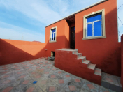 Satılır 3 otaqlı 90 m2 həyət evi Binəqədi