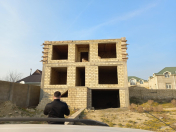 Satılır 6 otaqlı 200 m2 həyət evi Saray