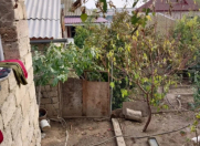 Satılır 2 otaqlı 1 m2 həyət evi Bakıxanov