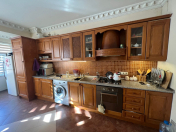 Satılır 4 otaqlı 205 m2 yeni tikili 28 May m.