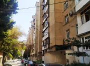 Satılır 2 otaqlı 60 m2 köhnə tikili 8 km