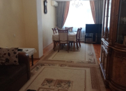 Satılır 3 otaqlı 80 m2 köhnə tikili 8 mkr