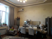 Satılır 3 otaqlı 100 m2 köhnə tikili Biləcəri