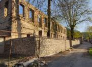 Satılır 20 otaqlı 400 m2 obyekt Şəki