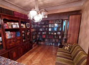 Satılır 4 otaqlı 120 m2 köhnə tikili Atatürk parkı