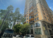 Satılır 3 otaqlı 146 m2 yeni tikili Gənclik m.