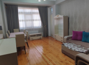 İcarəyə verilir 2 otaqlı 70 m2 yeni tikili Binə ticarət mərkəzi