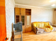 Satılır 2 otaqlı 65 m2 köhnə tikili 4 mkr