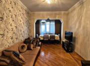 Satılır 2 otaqlı 70 m2 köhnə tikili Nəriman Nərimanov m.