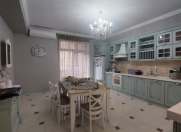 Satılır 4 otaqlı 160 m2 yeni tikili Ağ şəhər