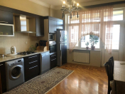 Satılır 3 otaqlı 154 m2 yeni tikili Nərimanov r.