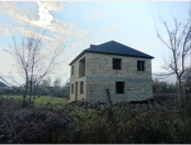 Satılır 4 otaqlı 200 m2 həyət evi Lənkəran