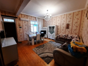 Satılır 3 otaqlı 80 m2 həyət evi Xətai r.