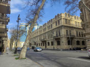 Satılır 3 otaqlı 70 m2 köhnə tikili Sahil m.