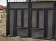 Satılır 4 otaqlı 183 m2 həyət evi Binə