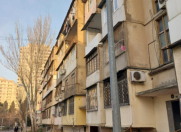 Satılır 3 otaqlı 75 m2 köhnə tikili Bakıxanov