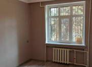 Satılır 1 otaqlı 40 m2 köhnə tikili Xalqlar Dostluğu m.