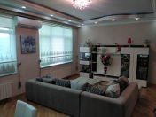 İcarəyə verilir 2 otaqlı 100 m2 yeni tikili İçəri Şəhər m.