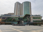 Satılır 4 otaqlı 270 m2 yeni tikili Sahil m.