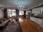 Satılır 3 otaqlı 190 m2 yeni tikili Memar Əcəmi m.