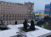 İcarəyə verilir 2 otaqlı 88 m2 köhnə tikili Sahil m.