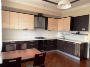 İcarəyə verilir 3 otaqlı 145 m2 yeni tikili Elmlər Akademiyası m.