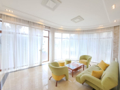 İcarəyə verilir 2 otaqlı 250 m2 ofis 20 yanvar m.