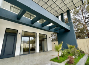 Satılır 4 otaqlı 330 m2 bağ evi Mərdəkan