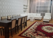 İcarəyə verilir 3 otaqlı 150 m2 yeni tikili Nizami m.