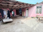 Satılır 4 otaqlı 35000 m2 köhnə tikili Ramana