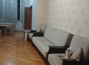 İcarəyə verilir 2 otaqlı 60 m2 köhnə tikili 28 May m.