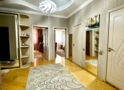 Satılır 3 otaqlı 114 m2 yeni tikili Elit ticarət mərkəzi