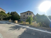 Satılır 5 otaqlı 226 m2 villa 8 km