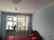 Satılır 4 otaqlı 82 m2 köhnə tikili Qaraçuxur