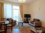Satılır 3 otaqlı 65 m2 köhnə tikili Nizami m.